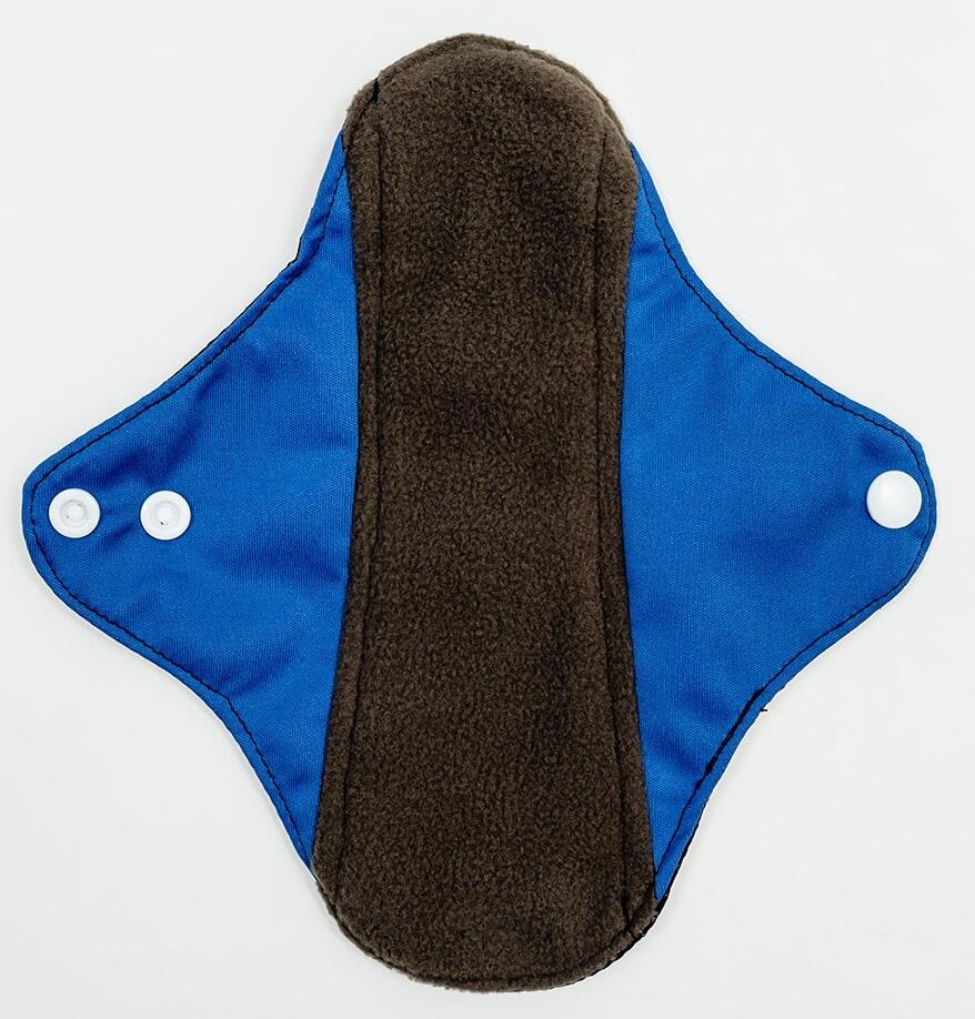 Mighty Light Popper Pad - MightyEve Reusable menstrual pad with blue exterior and bamboo on a white background
